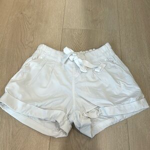 Lululemon shorts!